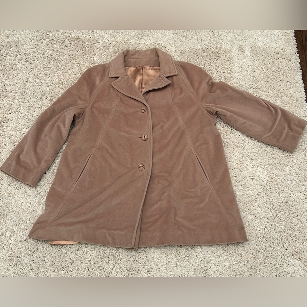 Vintage Juli de Roma Kajjmir Finest Man Made Cashmere Women's Peacoat.